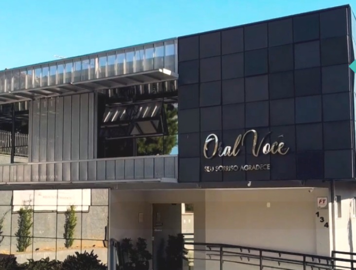 CLÍNICA ORAL VOCÊ SÃO BENTO DO SUL IMPLANTE DENTÁRIO SÃO BENTO DO SUL DENTISTA SÃO BENTO DO SUL CLAREAMENTO DENTAL SÃO BENTO DO SUL PRÓTESE PROTOCOLO SÃO BENTO DO SUL ODONTOLOGIA ESTÉTICA SÃO BENTO DO SUL